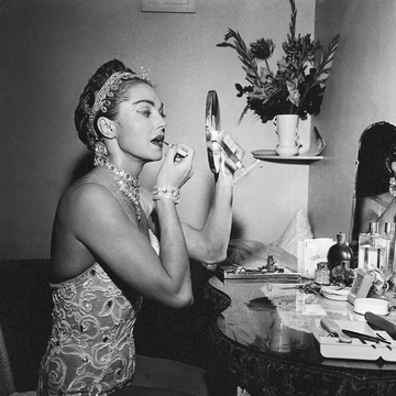 makeup vanities with storage